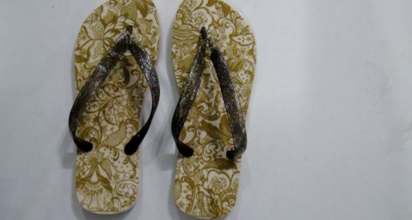 chinelo estampado