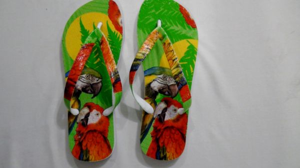 chinelo estampado