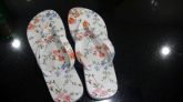 chinelo estampado